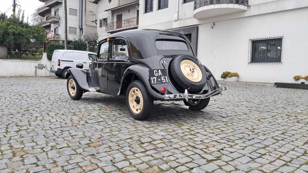CLASSICO - Citroen 11BL Arrastadeira de 1951 - Vendo Ou troco