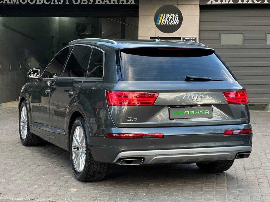 Audi Q7 S-Line 2015