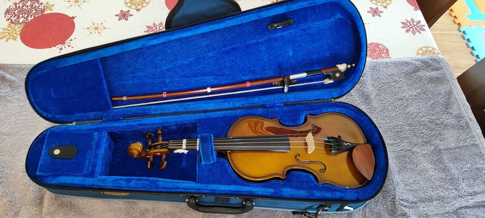 Violino Stentor 1/8 com estojo