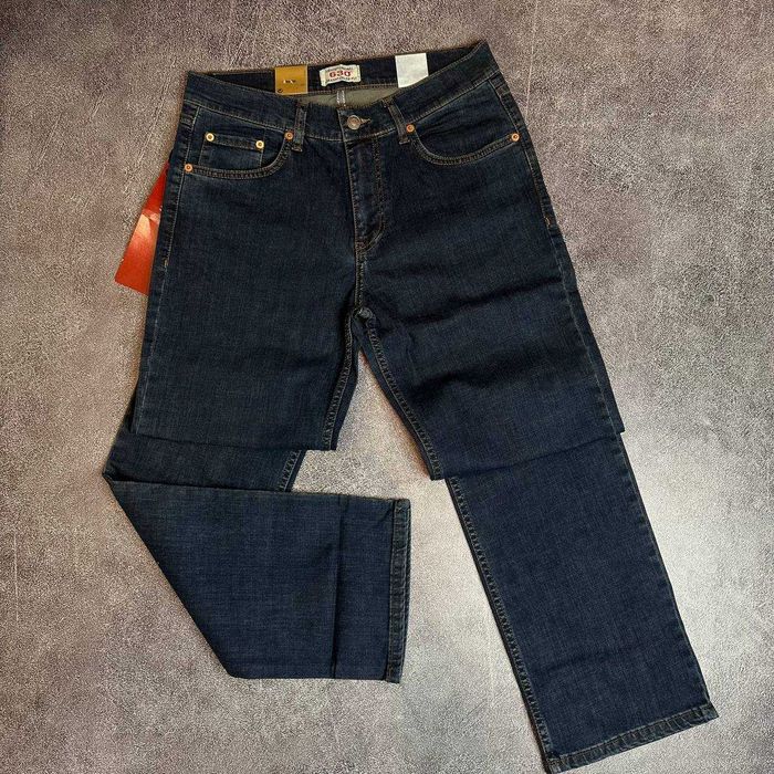 Класичні чоловічі джинси Levis(розмір-31,42)
