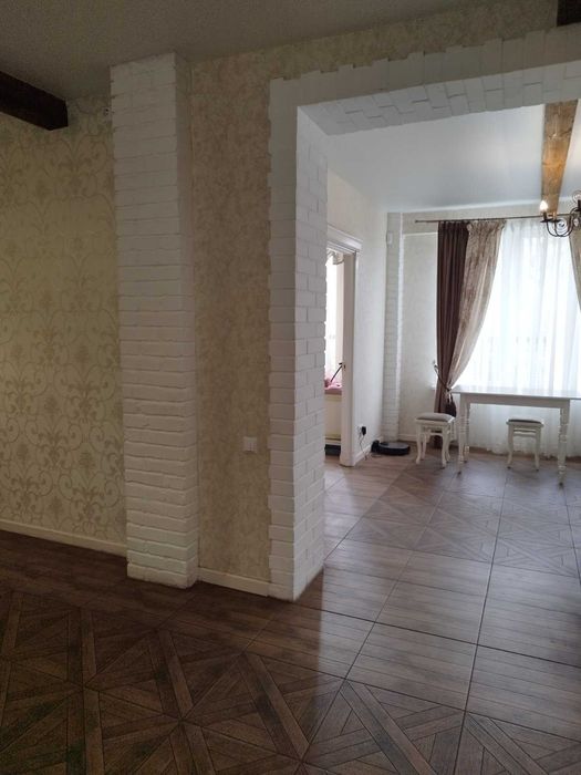 Будинок, Буча, вул. Виноградна