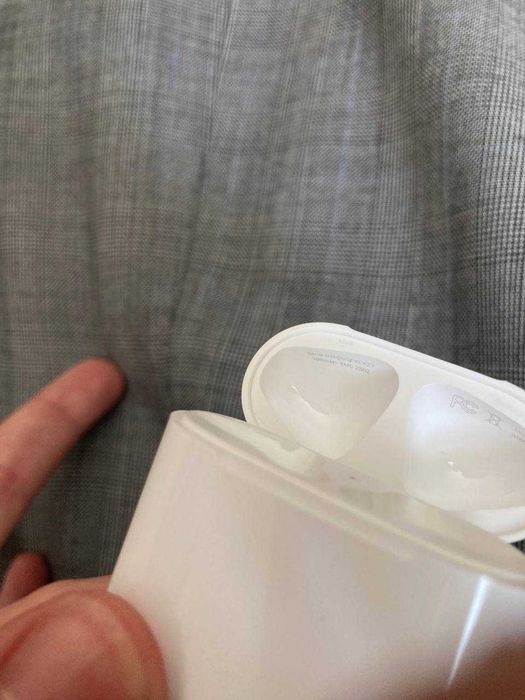 Charging Case airpods 2. Зарядний футляр для airpods. Кейс для airpods