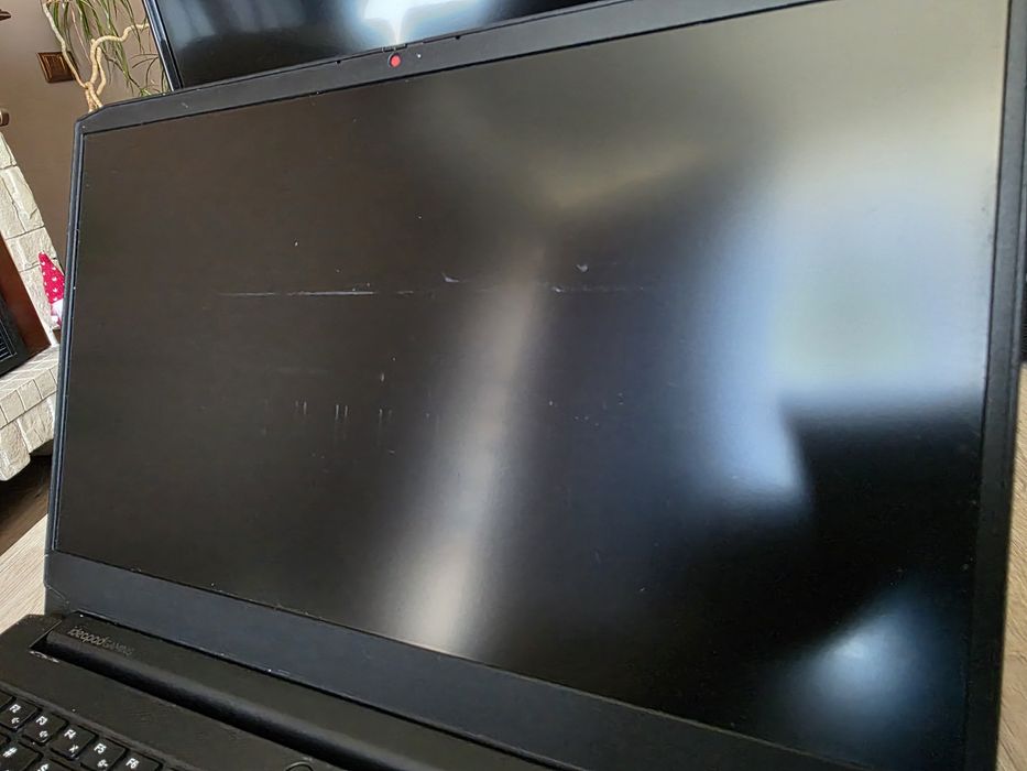 Lenovo Gaming Ryzen 5600h rtx3050 16/512