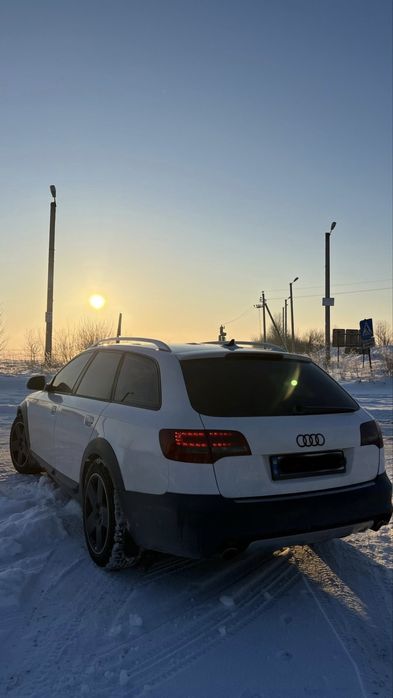 Audi A6 Allroad 2011 2.7 TDI