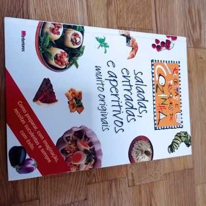 Selling cookbook with recipes and cooking tips