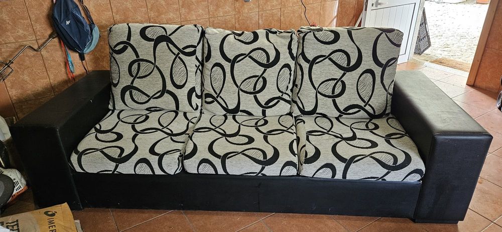 Cofre de viagem sem novo sofá 3 lugares e gps totom