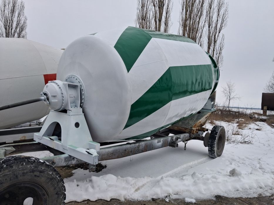 Автобетонозмішувач 9к