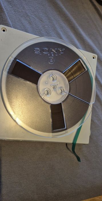 Taśmy szpulowe, magnetofonowe Sony. we  18CM
