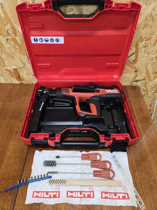 Пороховий монтажний пістолет HILTI DX 76 PTR