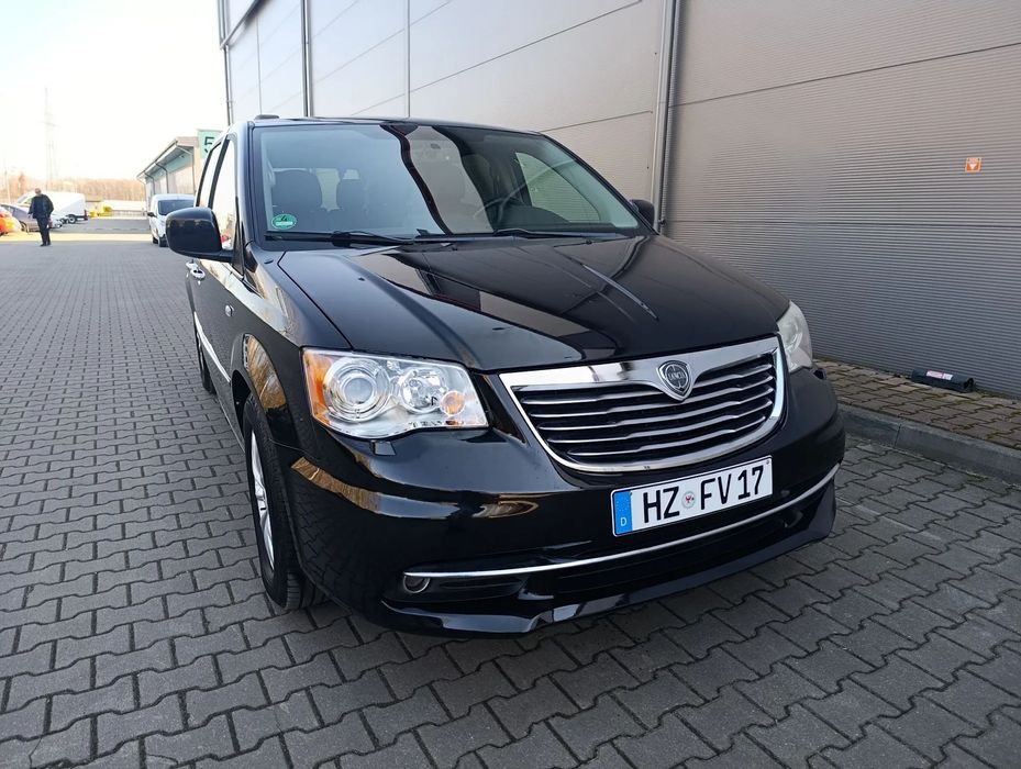Lancia Voyager Lancia Voyager Oryginalny przebieg 121tkm