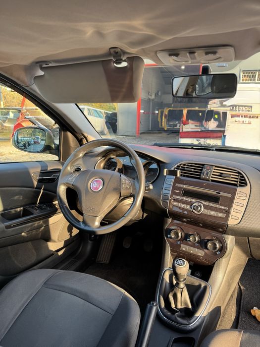 Fiat Bravo 1.6 Multijet - Diesel fiável e econômico