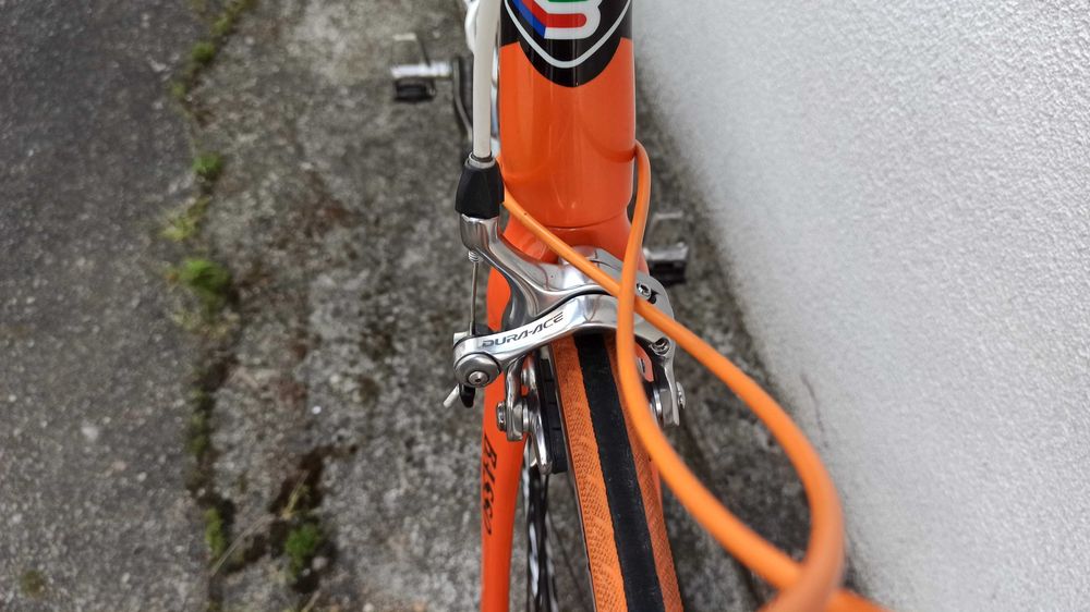 Bicicleta ciclismo Basso