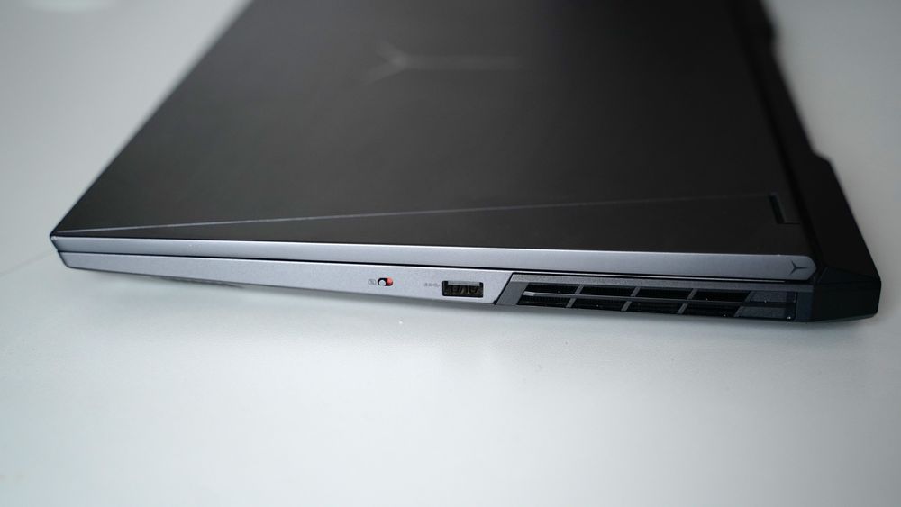 Laptop Lenovo Legion 5 Pro 16” IPS, Ryzen 7, RTX 3050, 16GB ram,512SSD