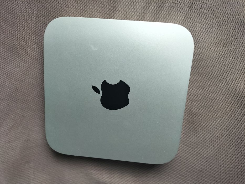 IMac mini zestaw +kable myszka oraz klawiatura