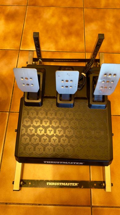 Kierownica thrustmaster t248 + hamulec ręczny
