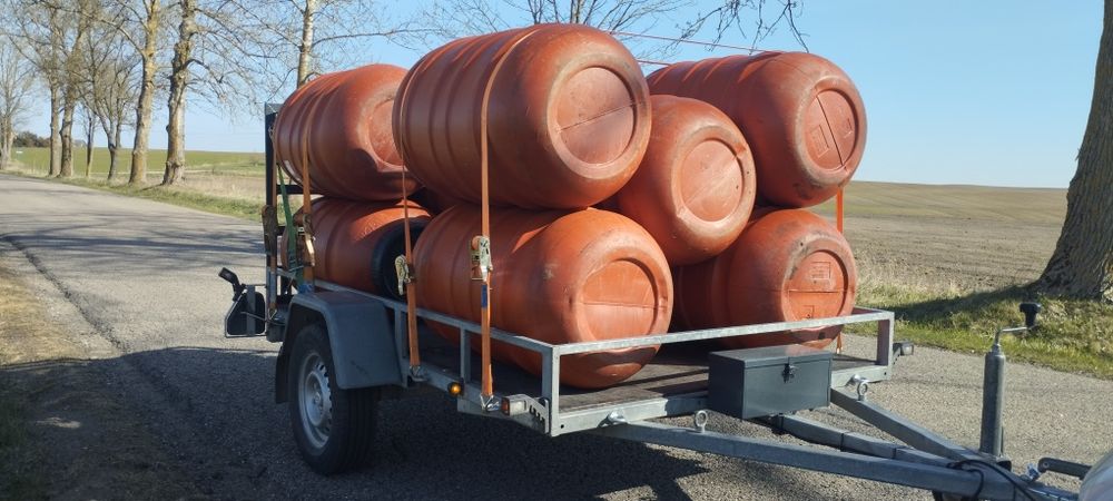 Beczki plastikowe 220 litrów  i 30 litrów trów