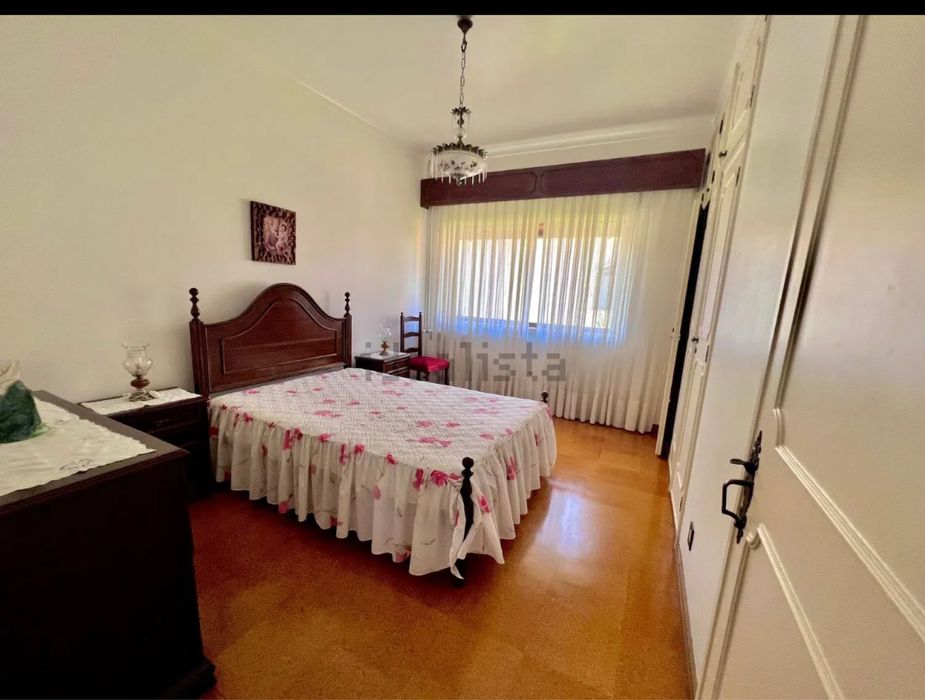 Camada + Cómoda  + Mesas Cabeceira