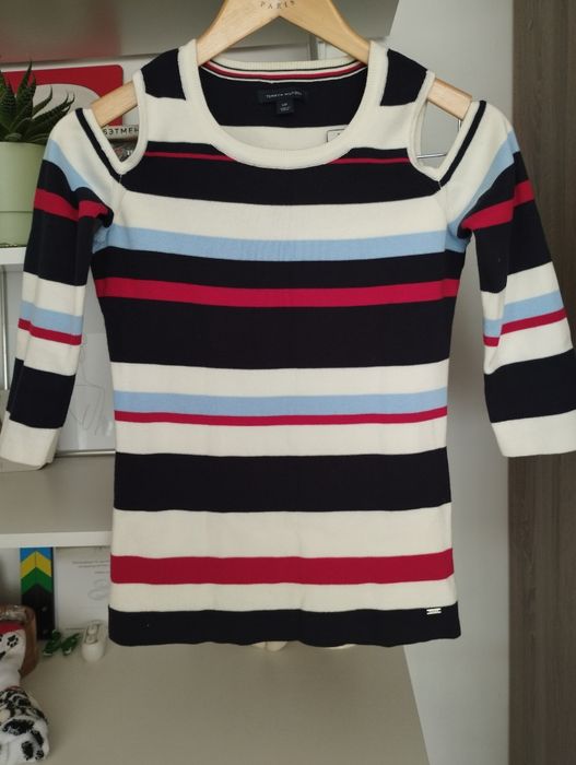 Светрик tommy hilfiger