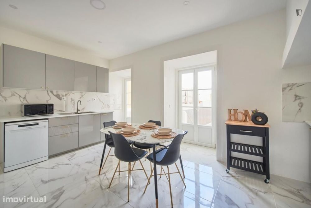 Quarto - localizado em Chiado Lisbon