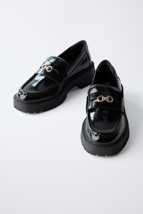 Лофери  Zara на дівчину 34 р ,35р