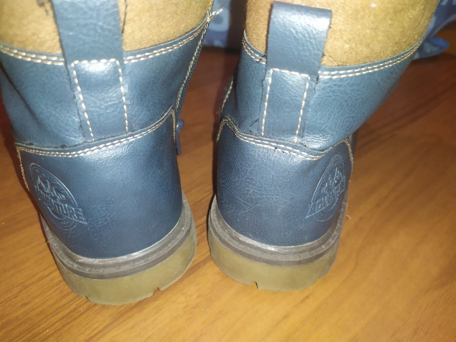 Trapery skórzane Fila rozmiar 36