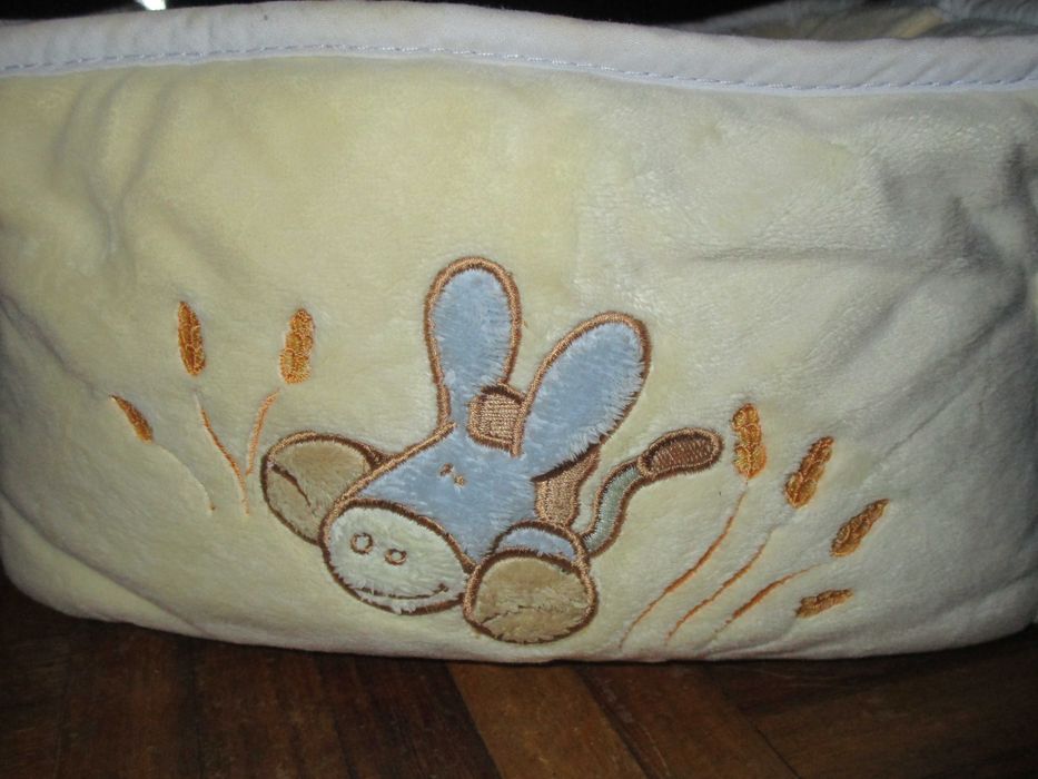 Bolsa de apoio / higiene para bebé em Excelente Estado