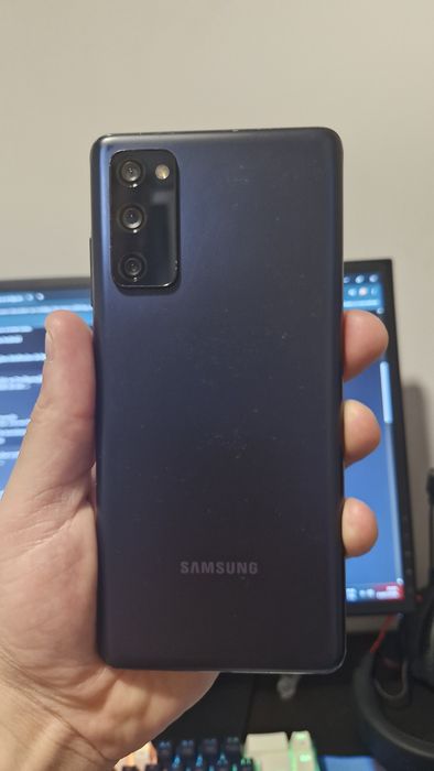Samsung S20 FE (128 GB e 6 GB)