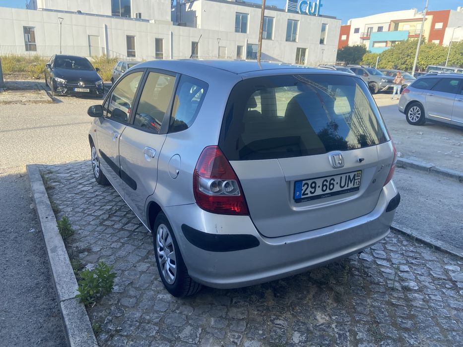 Honda Jazz 1.2 gasolina com 270 mil kms