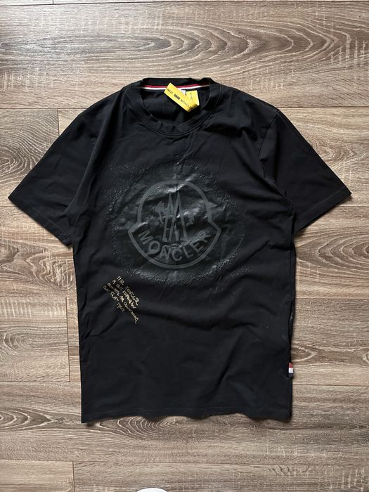 Футболка від Moncler Big Logo
