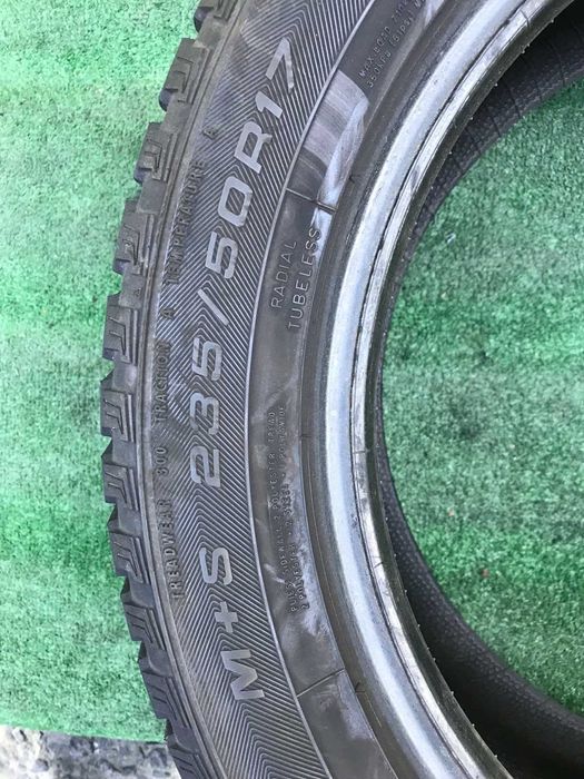 Шини Goodyear 235/50r17 Пара зима б/у склад Оригінал