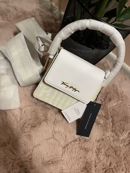 Oryginalna torebka tommy hilfiger