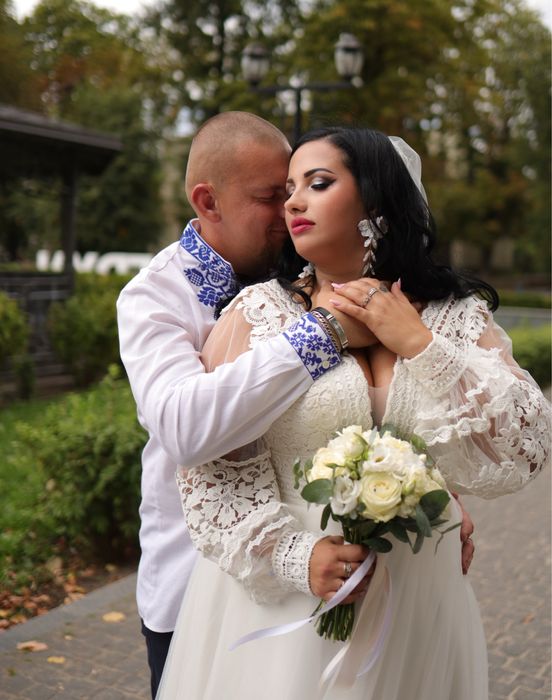 Продам весільне платя