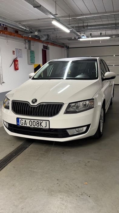 Skoda Octavia Sorzedam prywatną Skodę Octavię bezwypadkowa bardzo ekonomiczna
