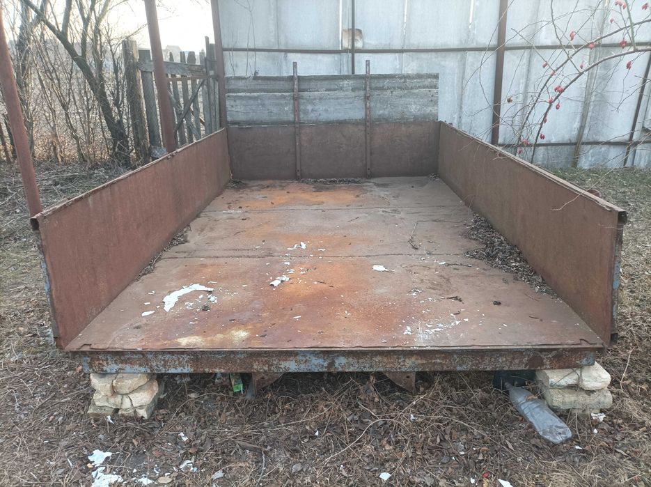 Продам кузов газ-53 бортовий.