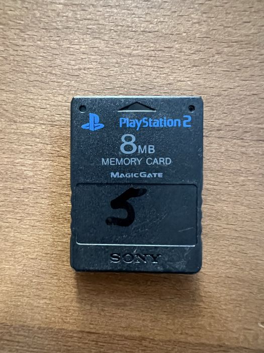 Продам карту  памяти на Sony PlayStation 1/2