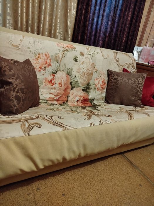 Диван раскладной.Доставка