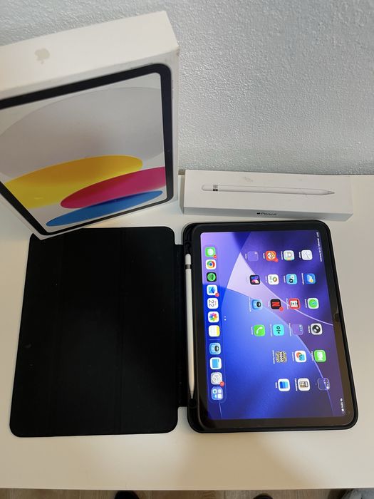 iPad 10th Gen + Apple Pencil, folio case e pelicula