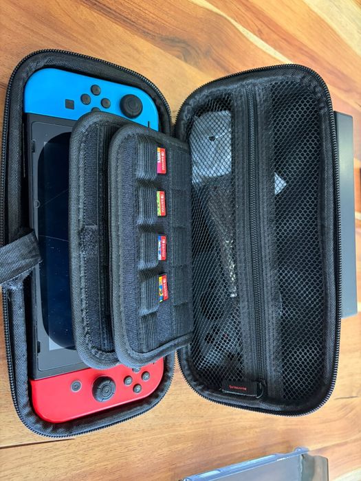 Nintendo Switch + jogos + acessórios