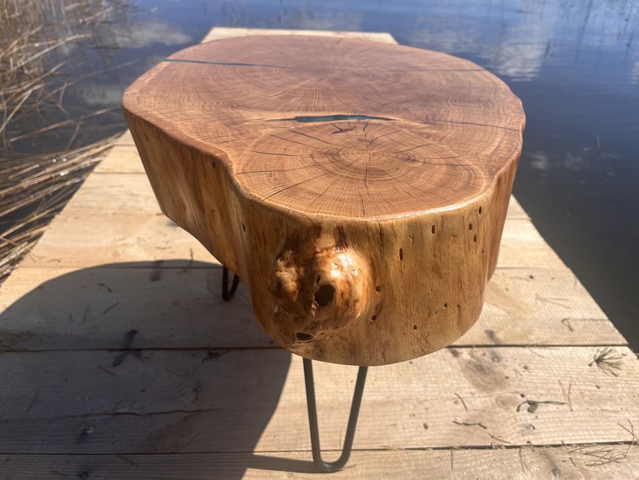 Stolik kawowy handmade z dębu czerwonego