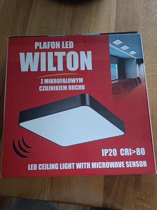 Lampa plafon z czujnikiem ruchu