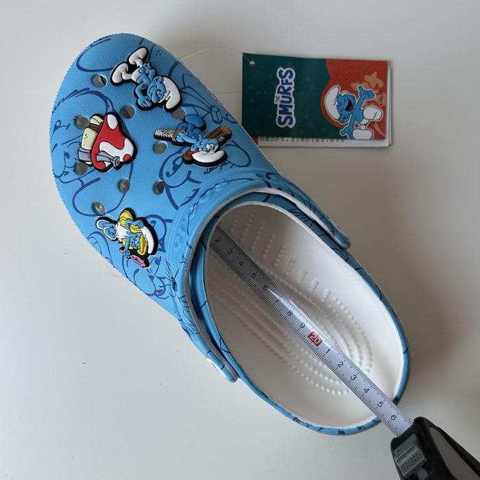 Chodaki klapki CROCS SMURFS CLASSIC CLOG K 38-39 J6 Smerfy prezent na Dzień Dziecka