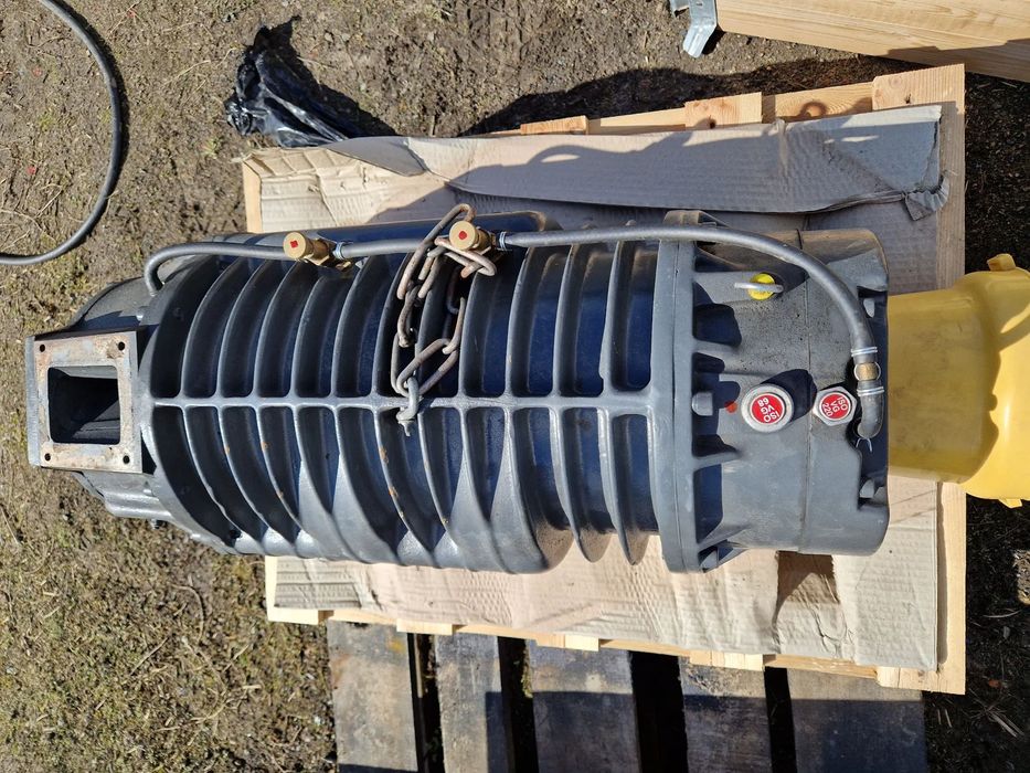 Pompa kompresor do beczki wóz asenizacyjny Hertell 12000