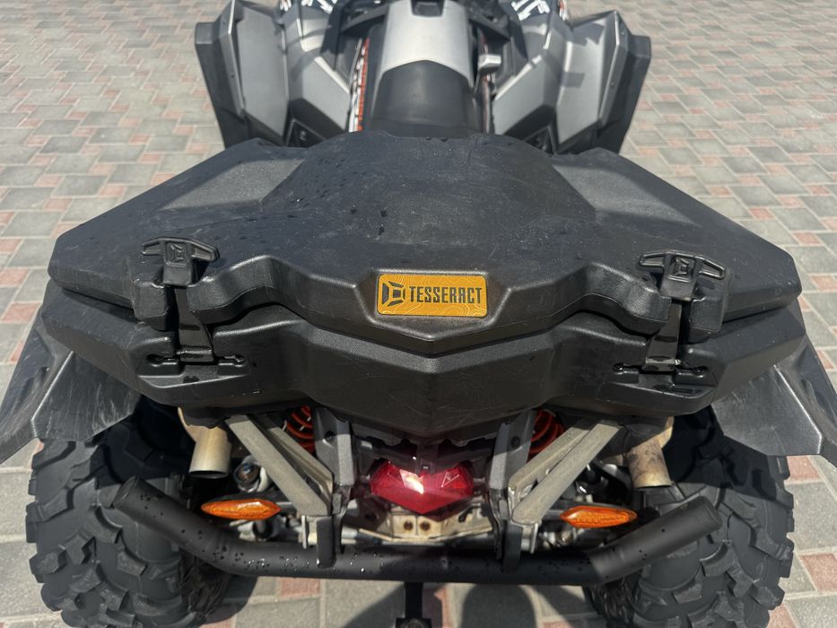 Квадроцикл Polaris