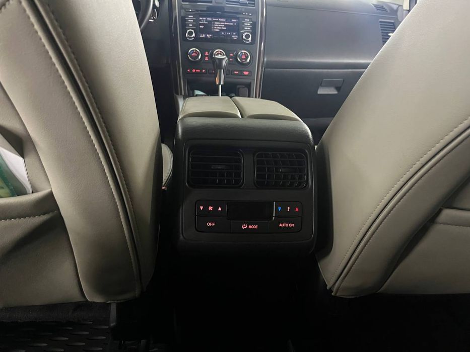 Mazda CX-9 2015.