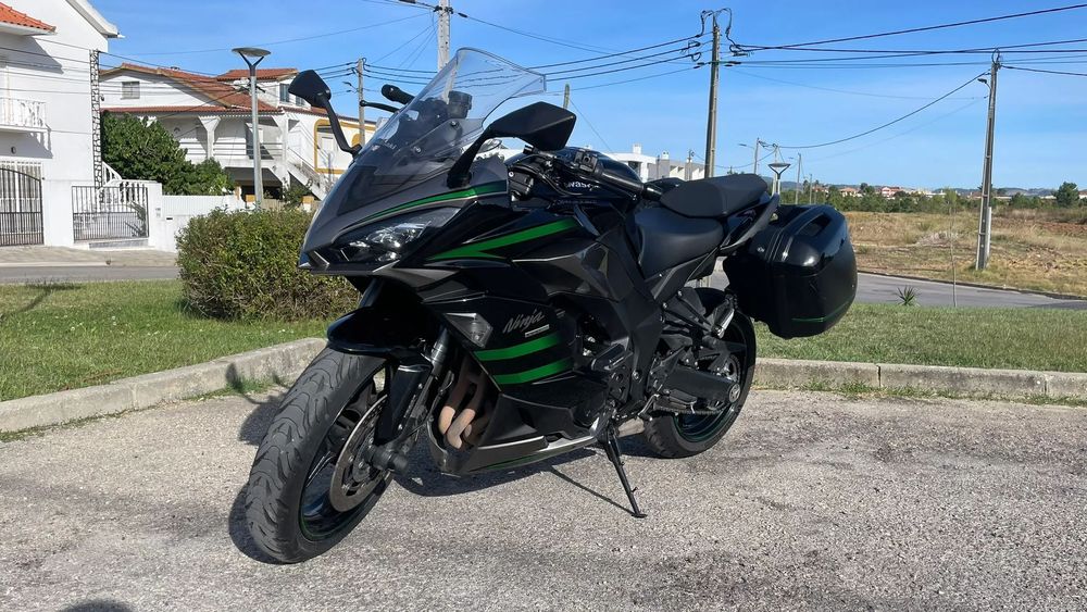 Kawasaki Ninja  Tourer
