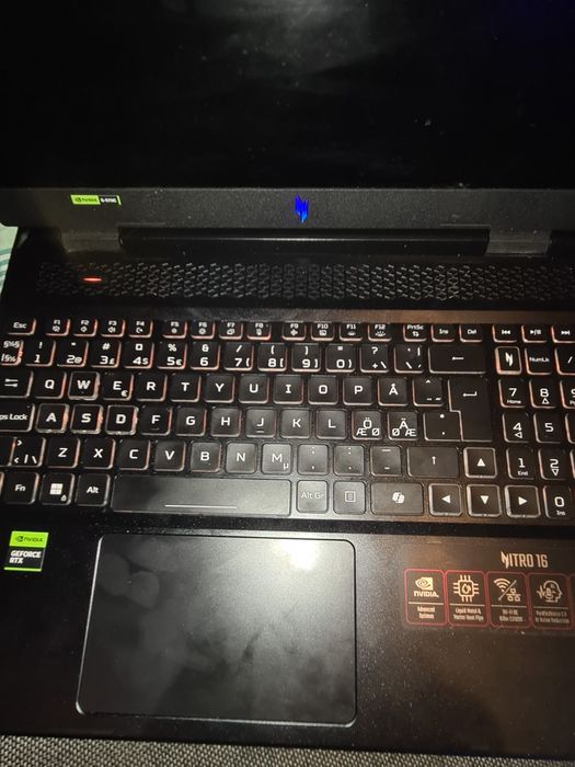 Acer nitro 16  N22Q22 срочно