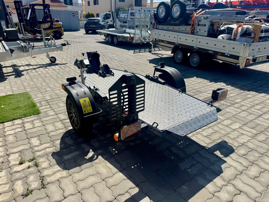 Atrelado Lorries MT-1 Novo