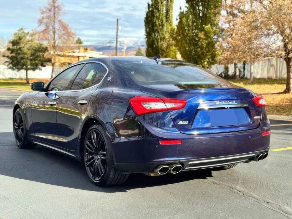 Maserati Ghibli S      2017