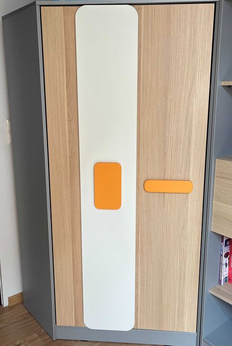 Zestaw mebli młodzieżowych