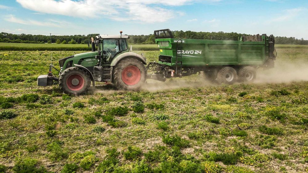Rozrzutnik obornika METAL-TECH BRAVO 24 M3 20 ton
